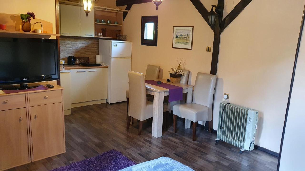Rajski Vrt Vrdnik Extérieur photo