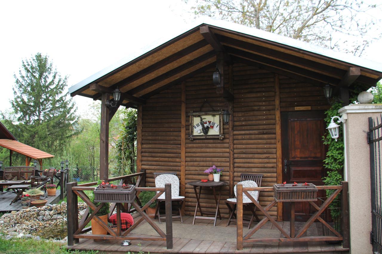 Rajski Vrt Vrdnik Extérieur photo