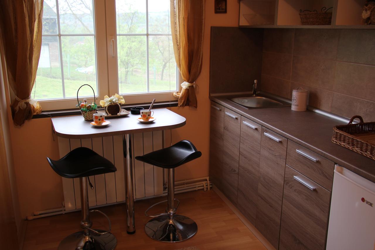 Rajski Vrt Vrdnik Extérieur photo